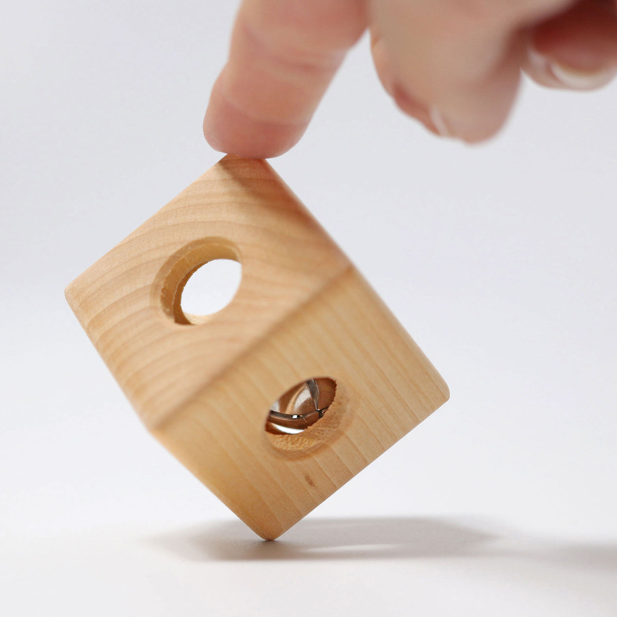 Roca Cubo com Sino
